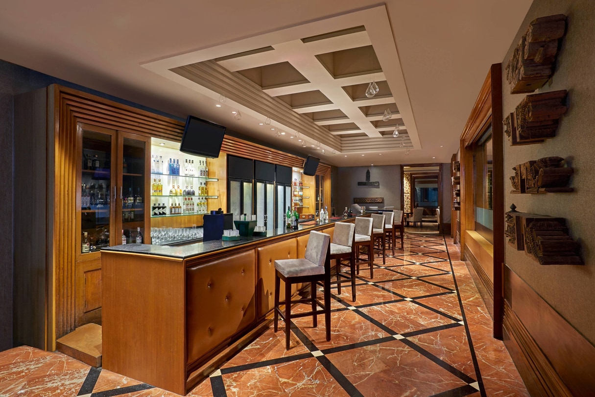 Altitude Lounge Bar-img
