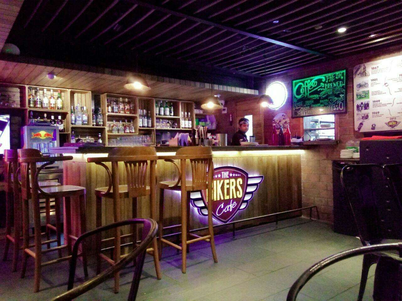 The Bikers Cafe-img